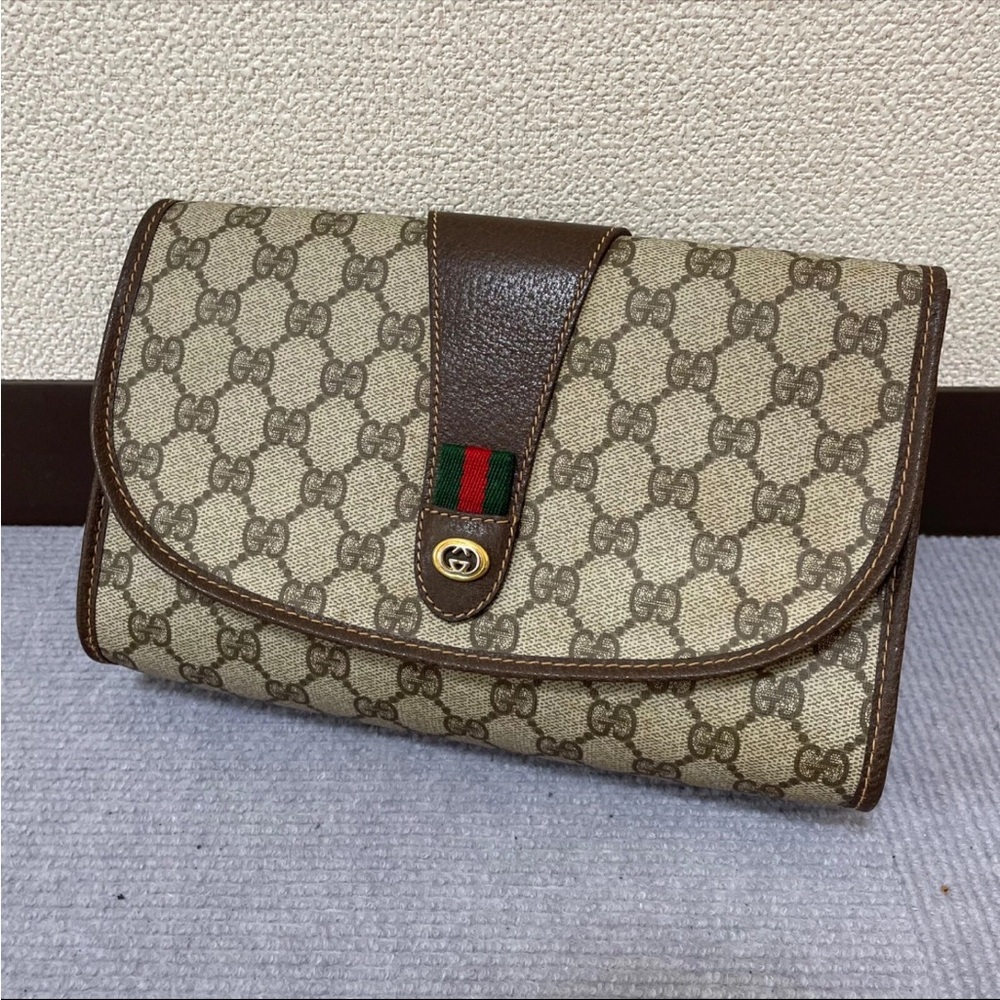 Gucci Vintage Bag Clutch Bag Shelly Monogram GG Design